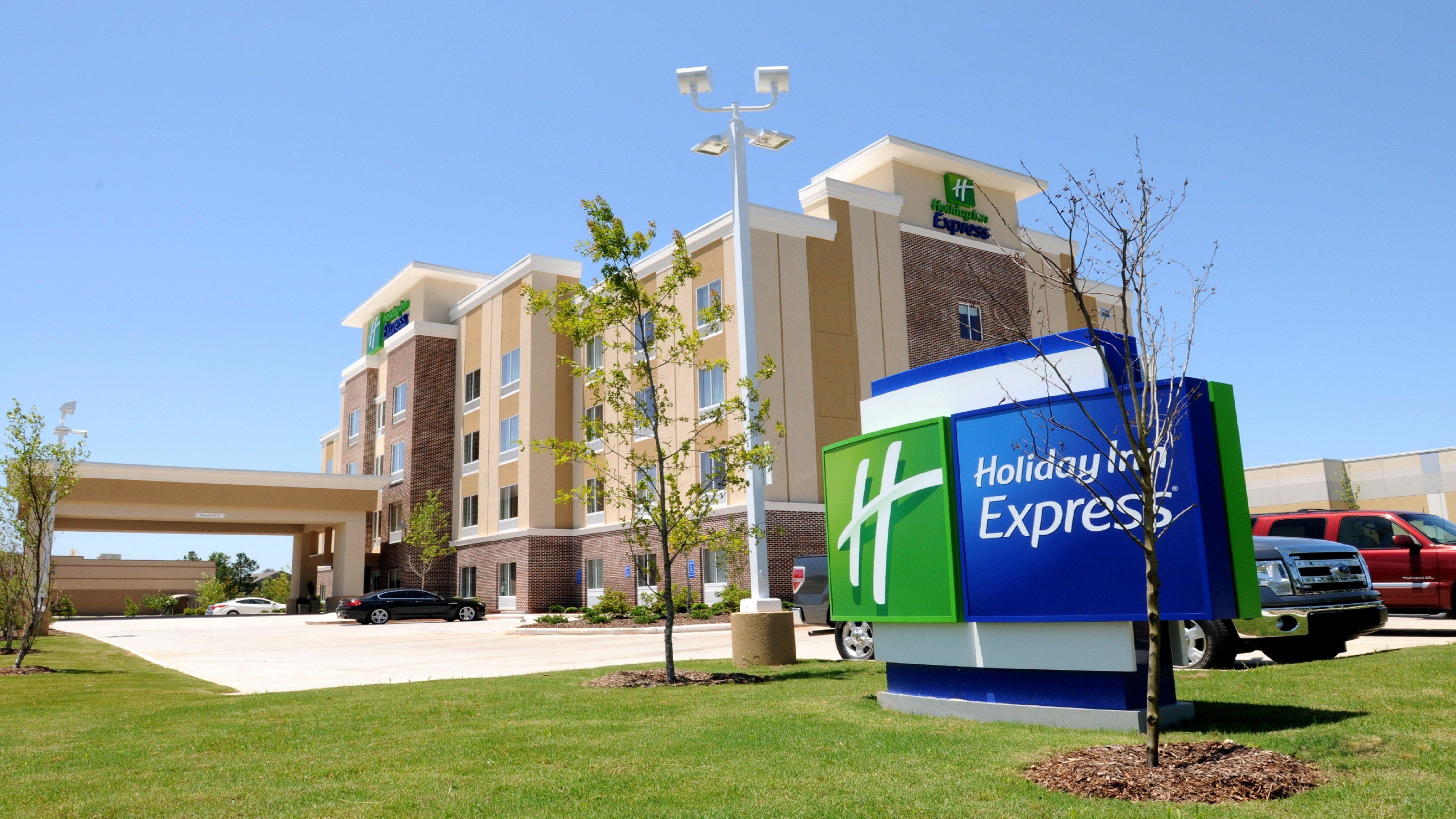 Holiday Inn Express Covington-Madisonville By Ihg Esterno foto